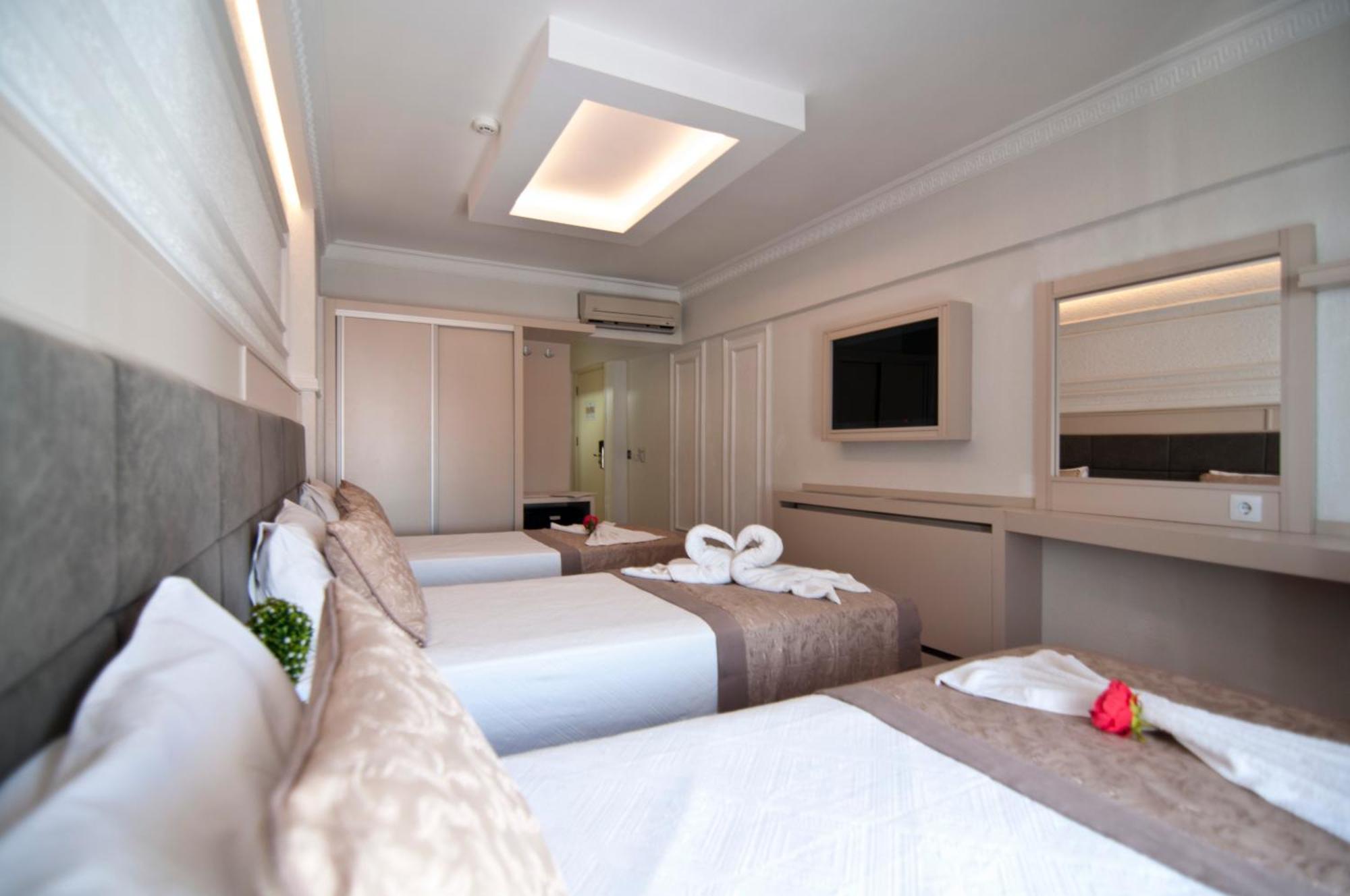 Royce Hotel Istanbul Exterior photo
