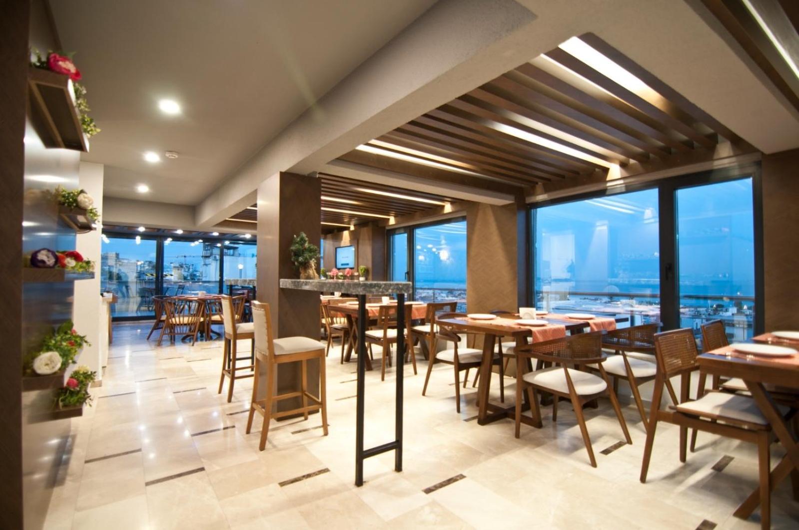 Royce Hotel Istanbul Exterior photo
